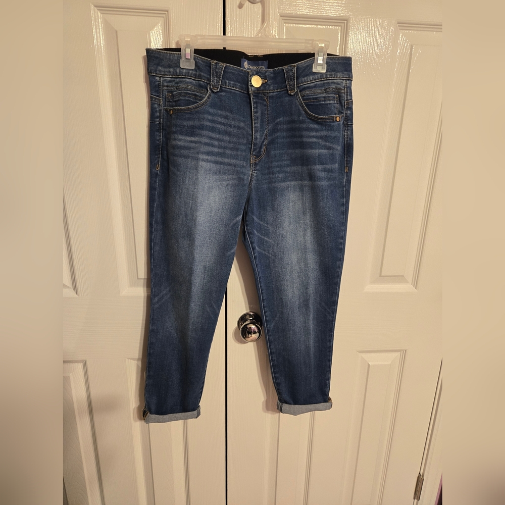 2004 Democracy brand ladies jeans.  Classic Blue Women's Jeans